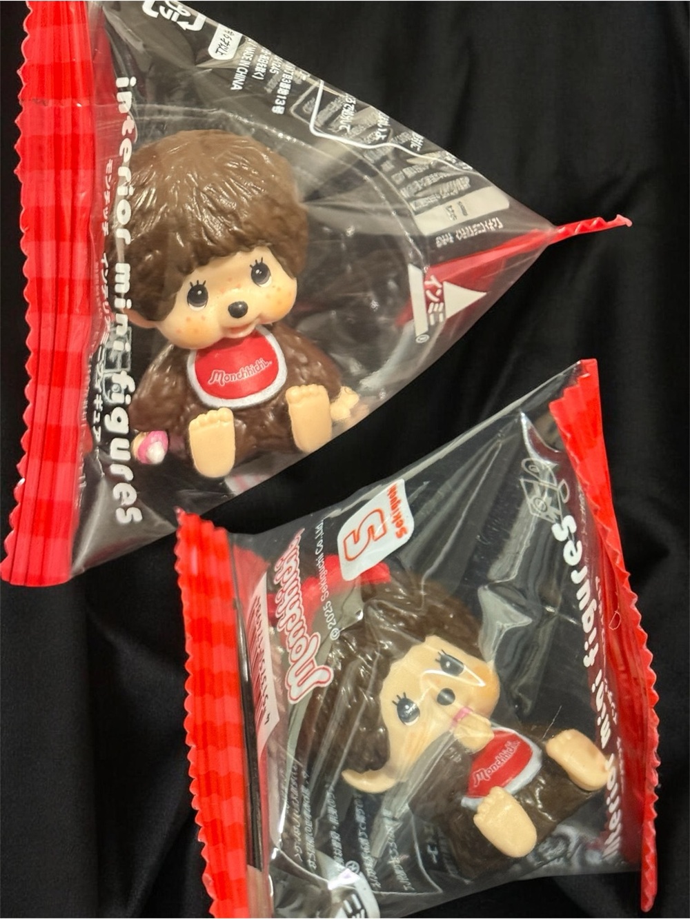 MONCCHICHI SET OF 2 mini interior figures new in original packaging